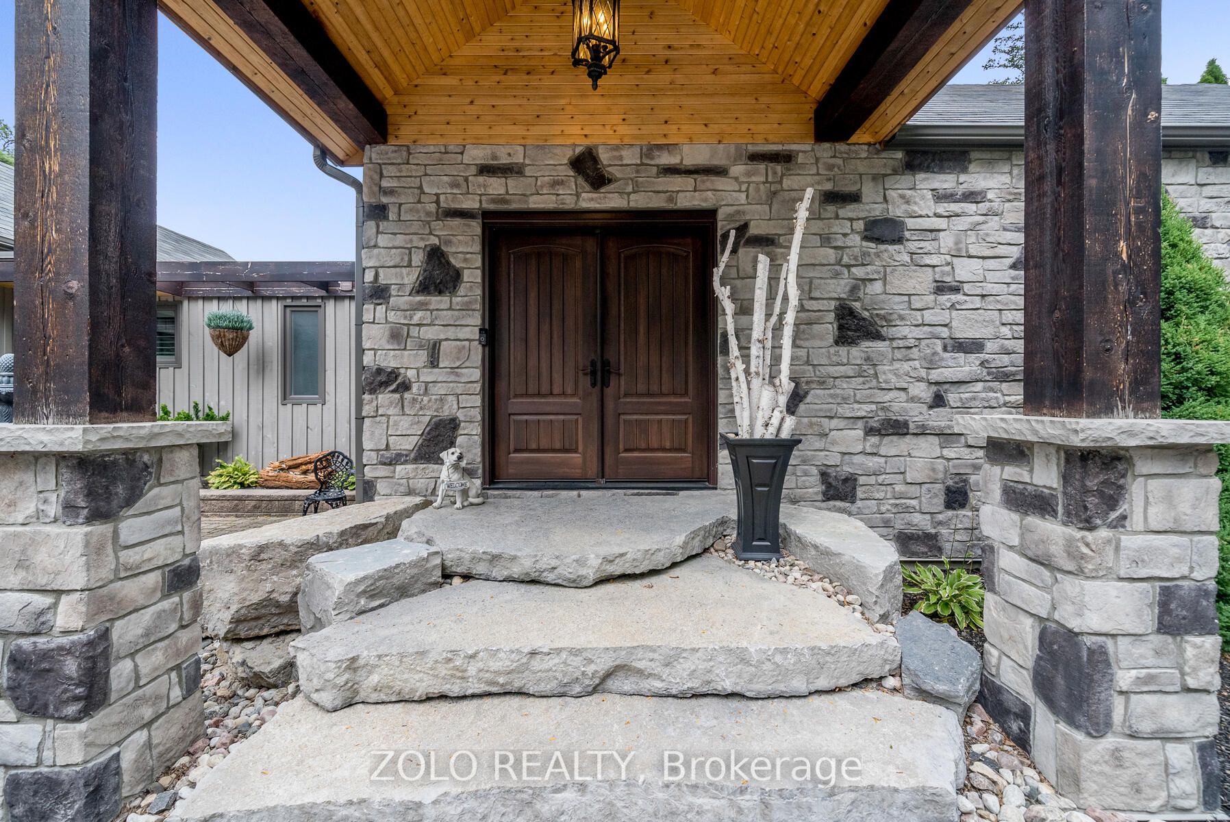 15643 Duffy's Lane