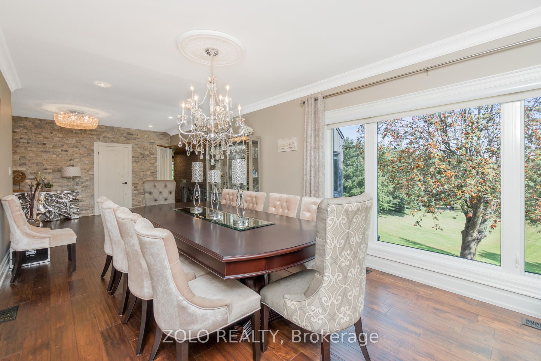 15643 Duffy's Lane