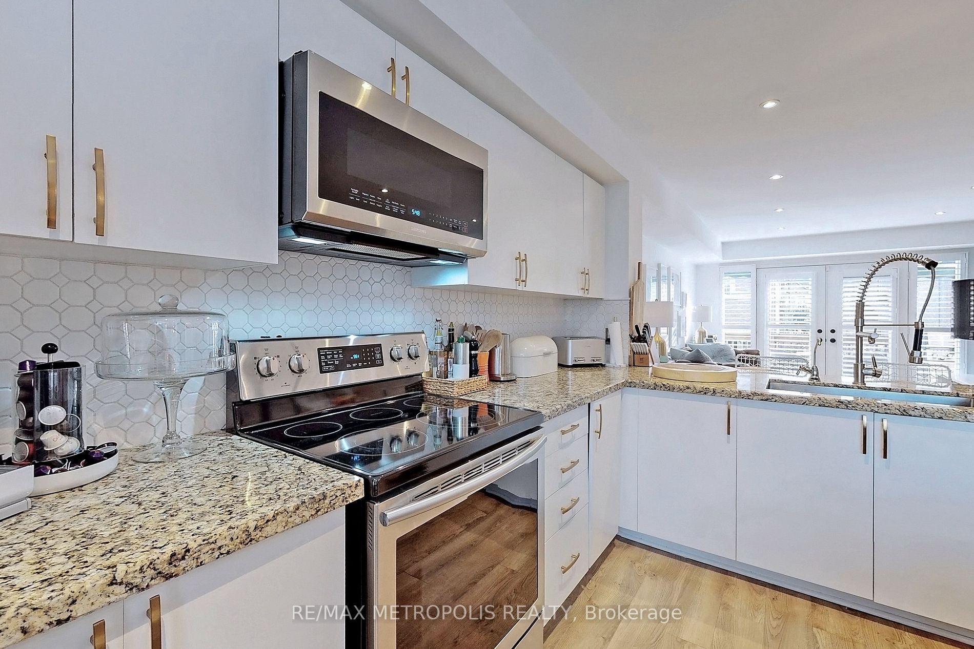 3050 Erin Centre Blvd, #29
