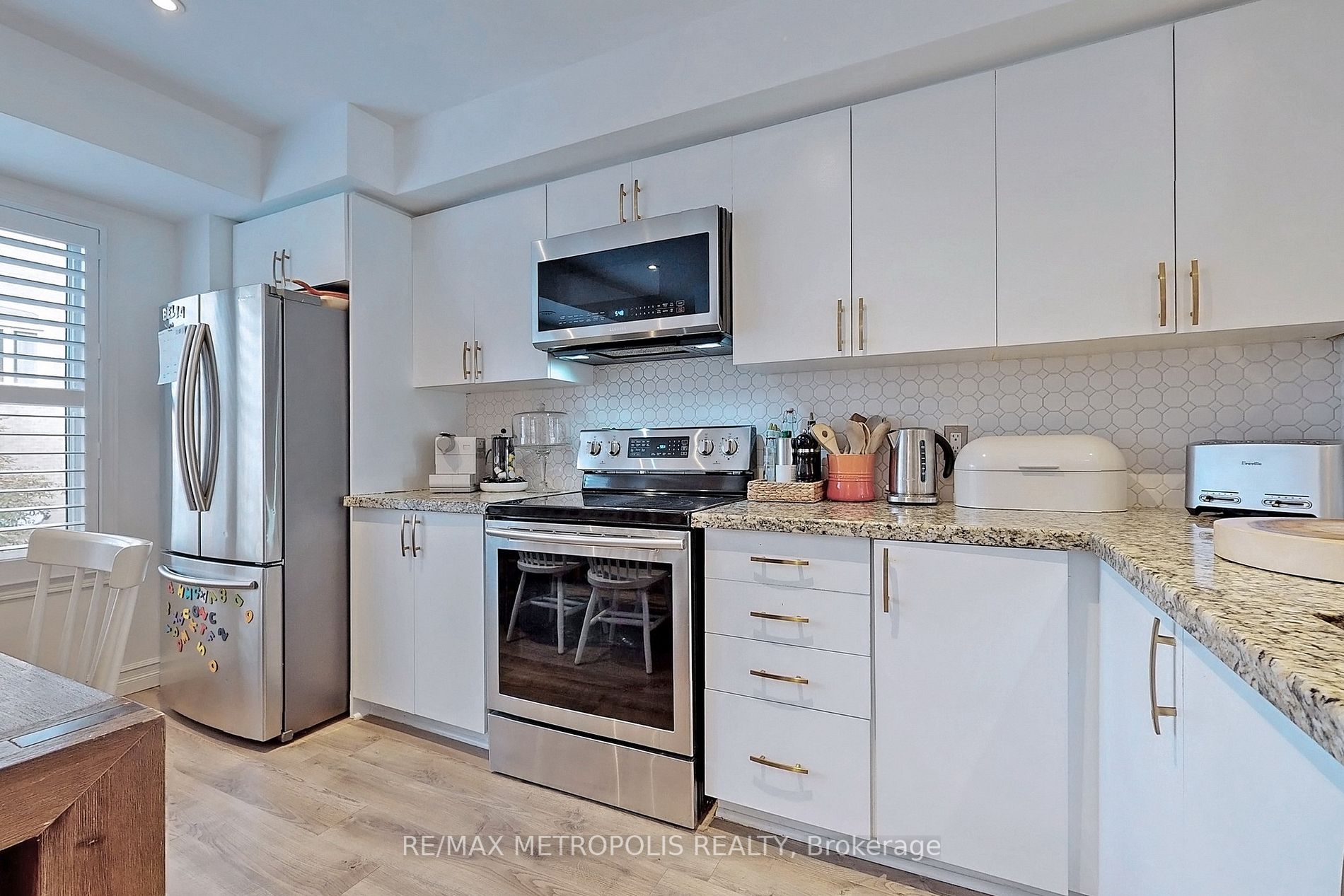 3050 Erin Centre Blvd, #29
