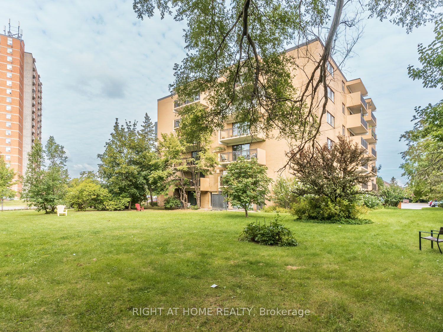 Listing W6800994 - Large Photo # 5