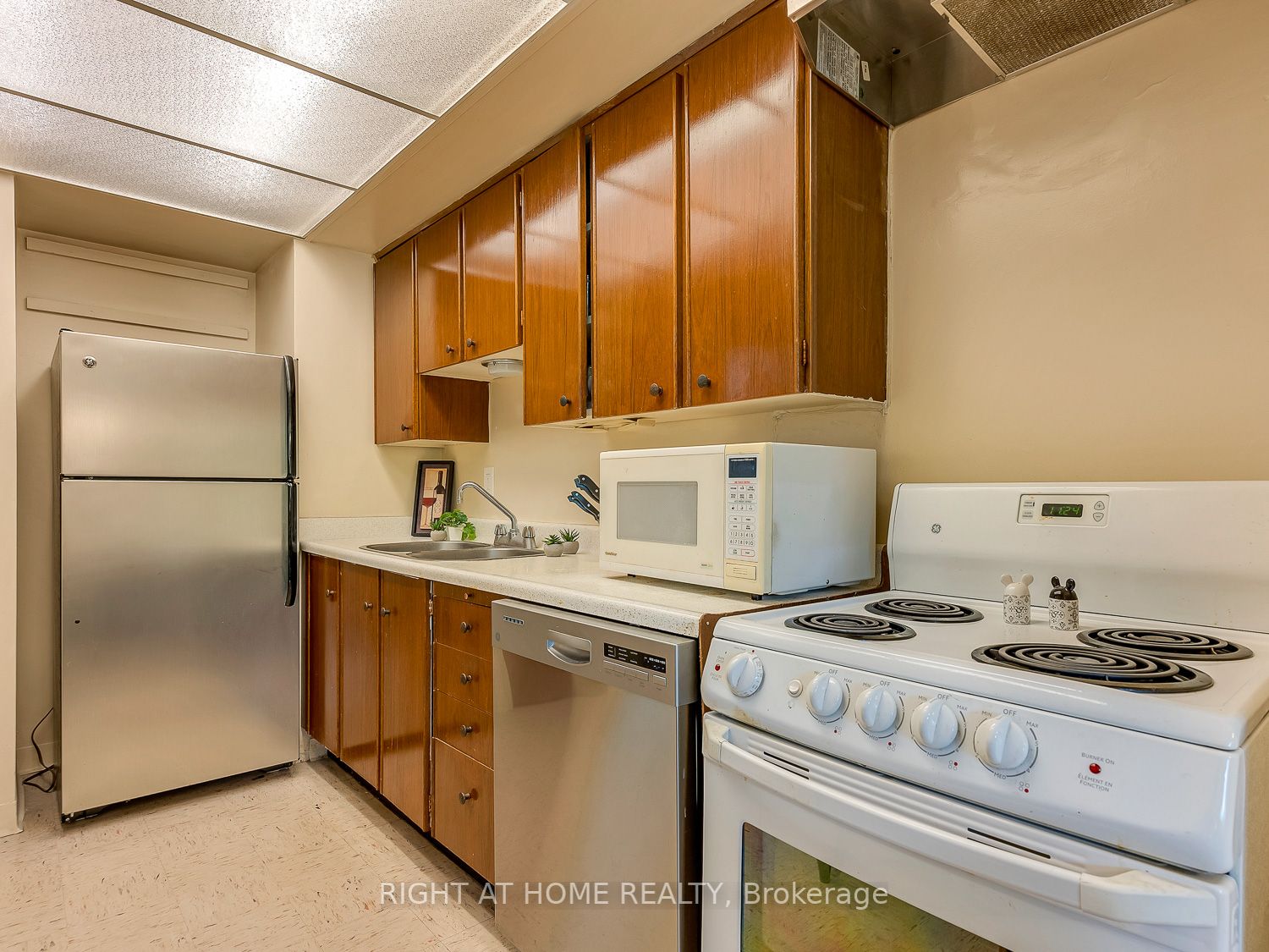 Listing W6800994 - Large Photo # 21