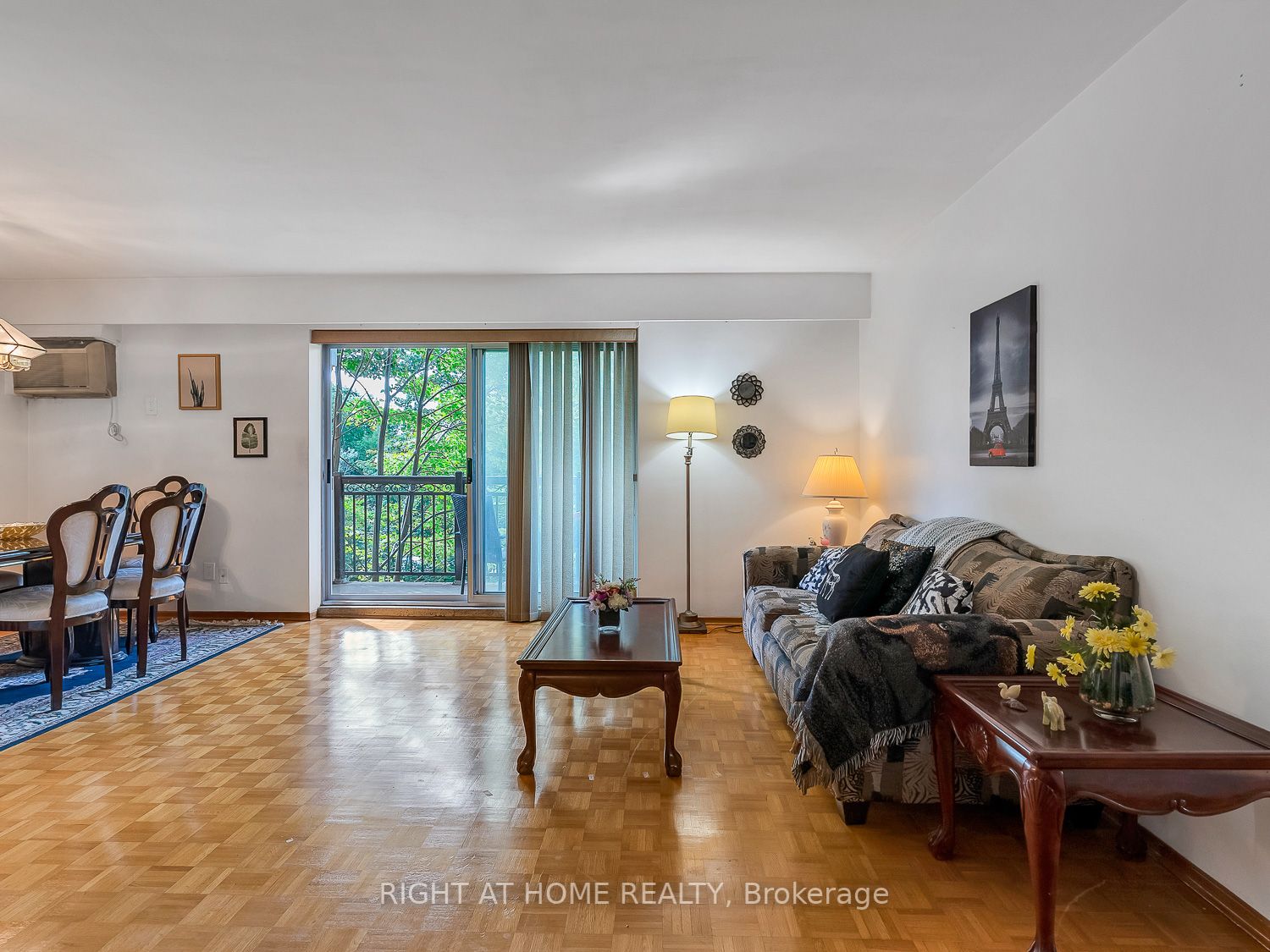 Listing W6800994 - Large Photo # 12