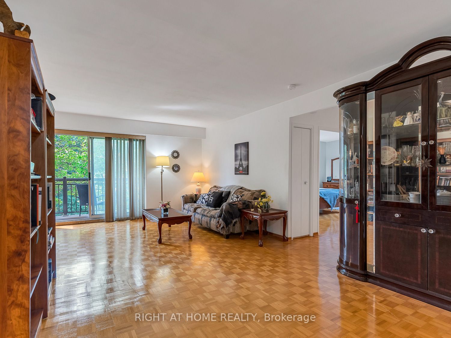 Listing W6800994 - Large Photo # 11