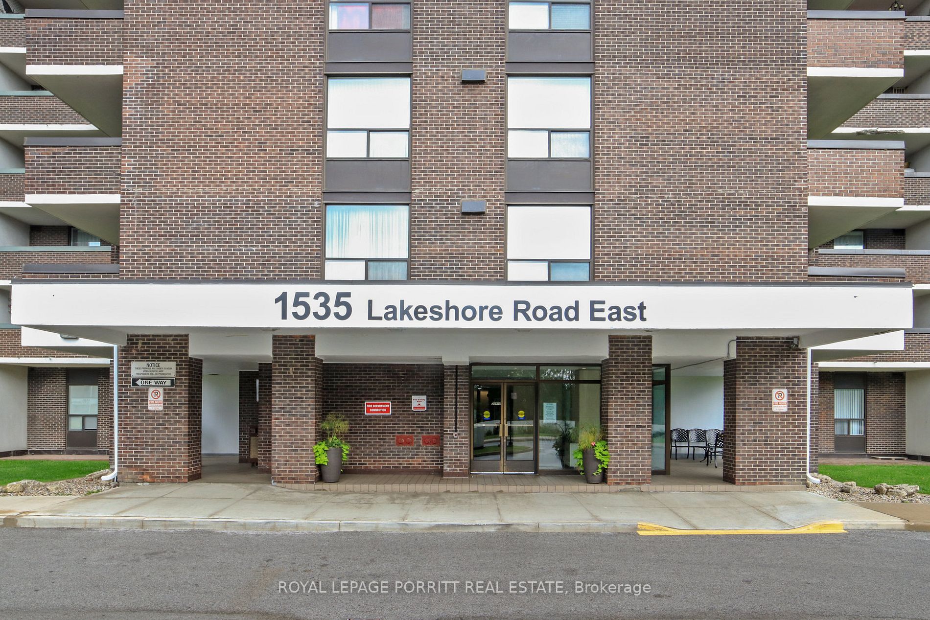 1535 Lakeshore Rd E, #1407