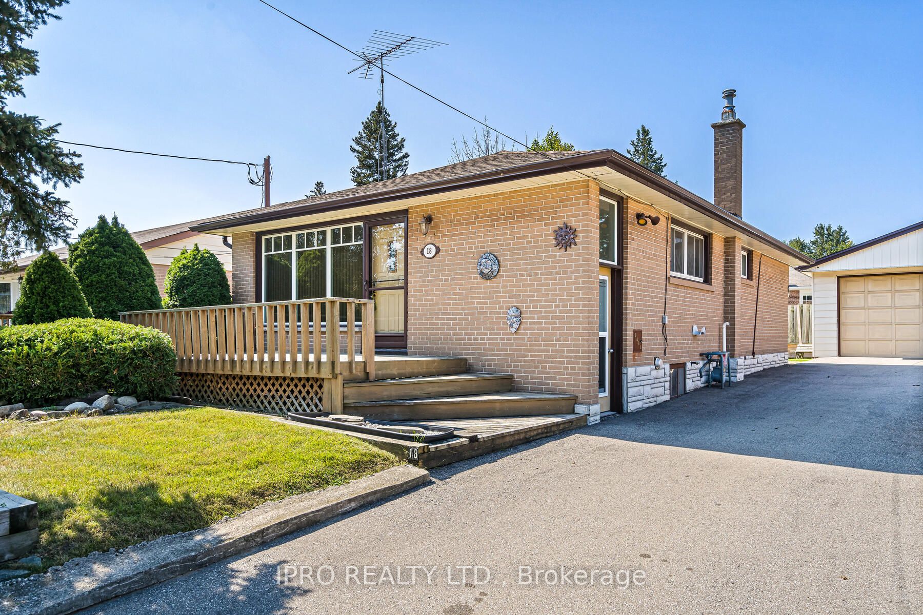 18 Duncan Dr