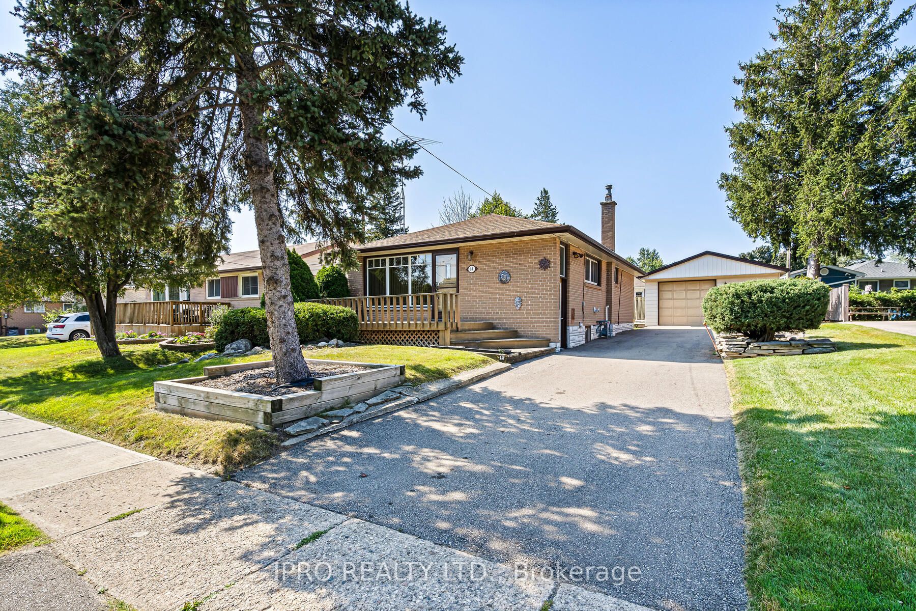 18 Duncan Dr
