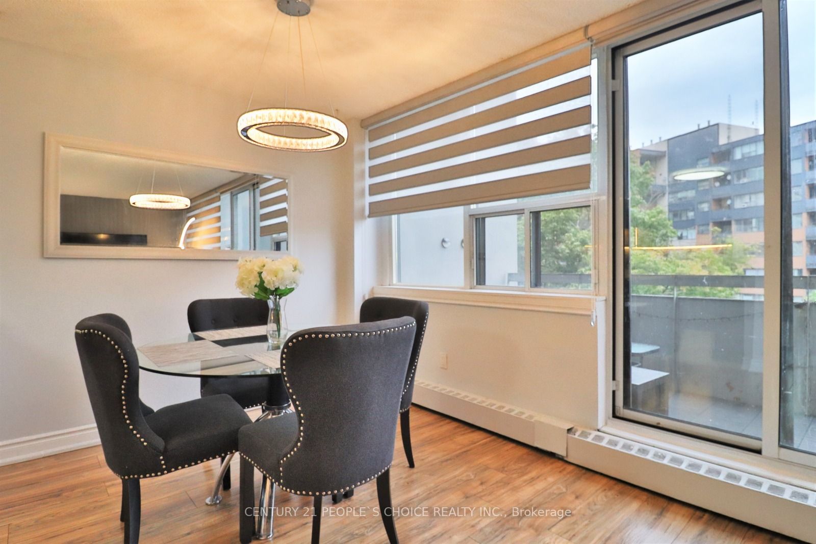 2121 Roche Crt, #302