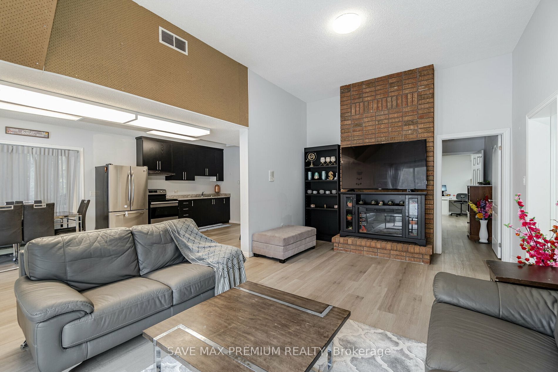 7 Keily Crescent