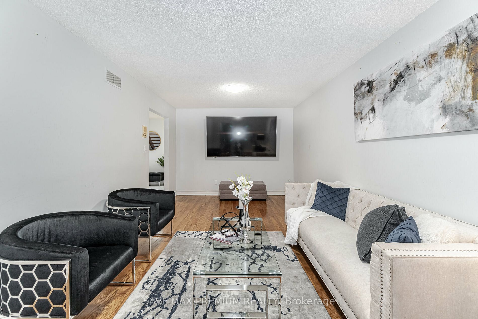 7 Keily Crescent