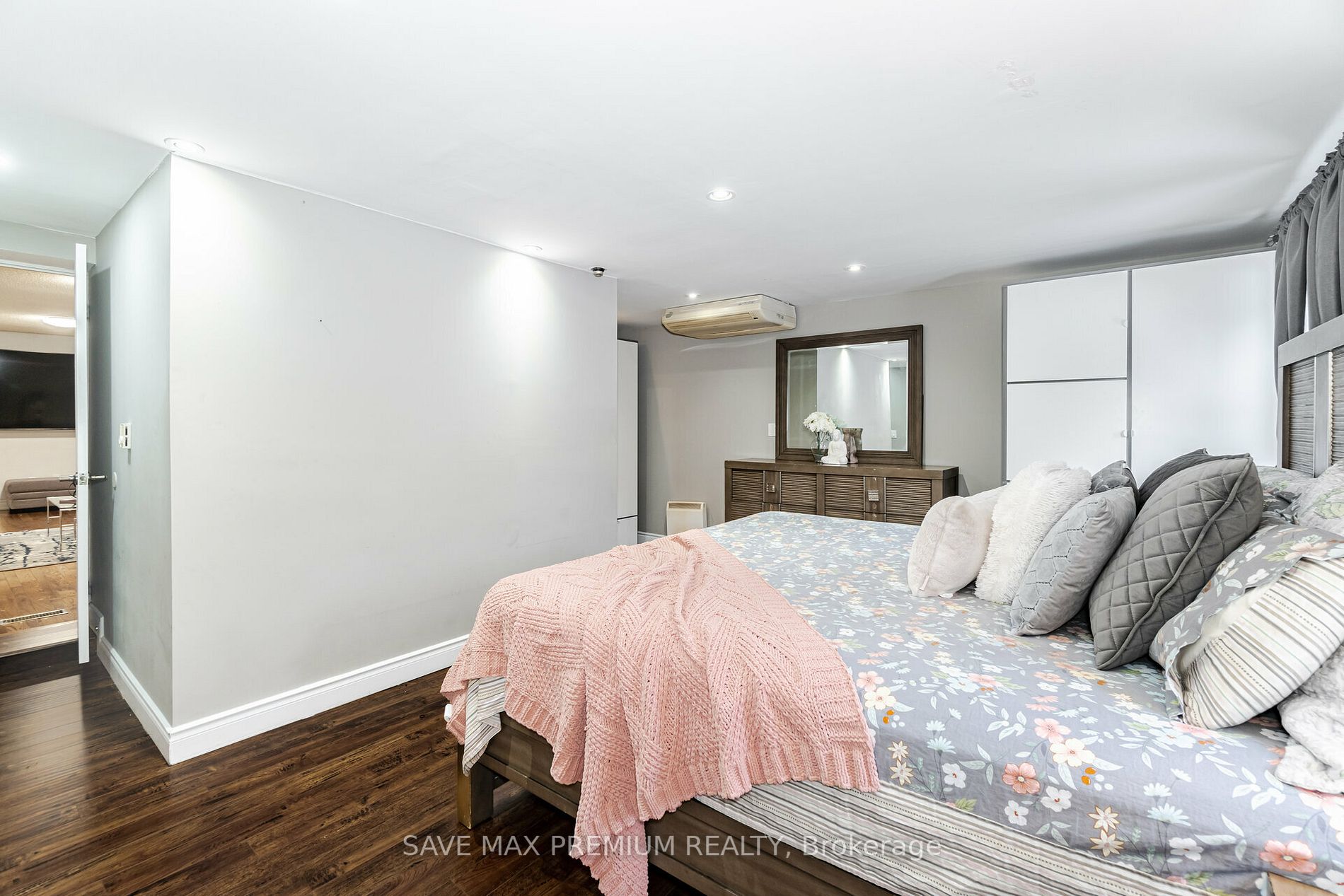 7 Keily Crescent