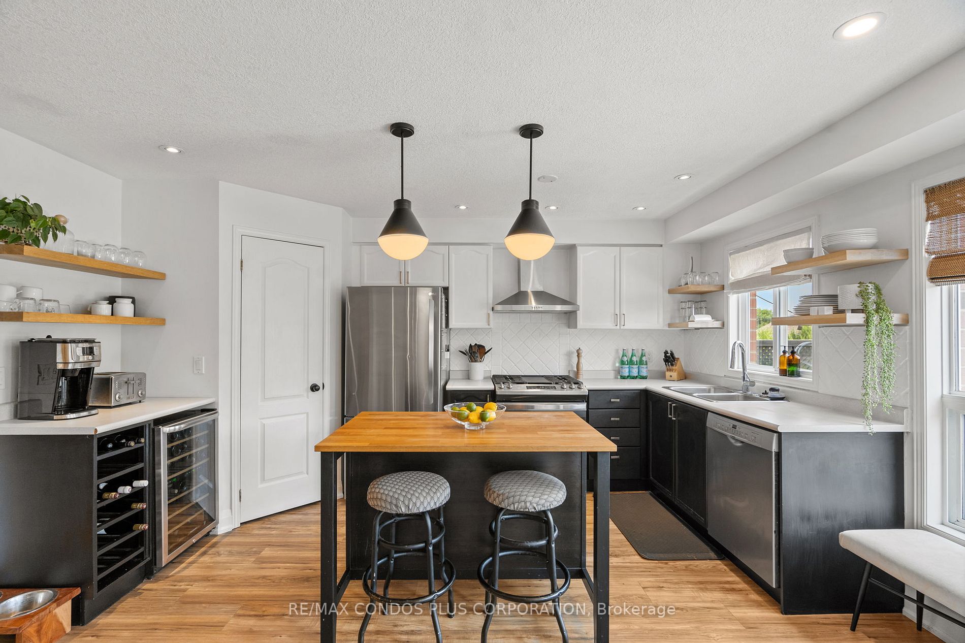 9 Harshaw Rd
