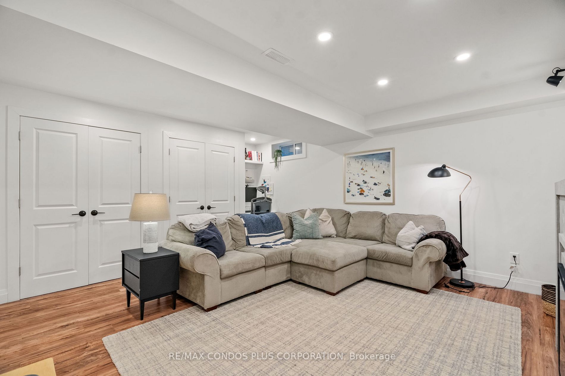 9 Harshaw Rd
