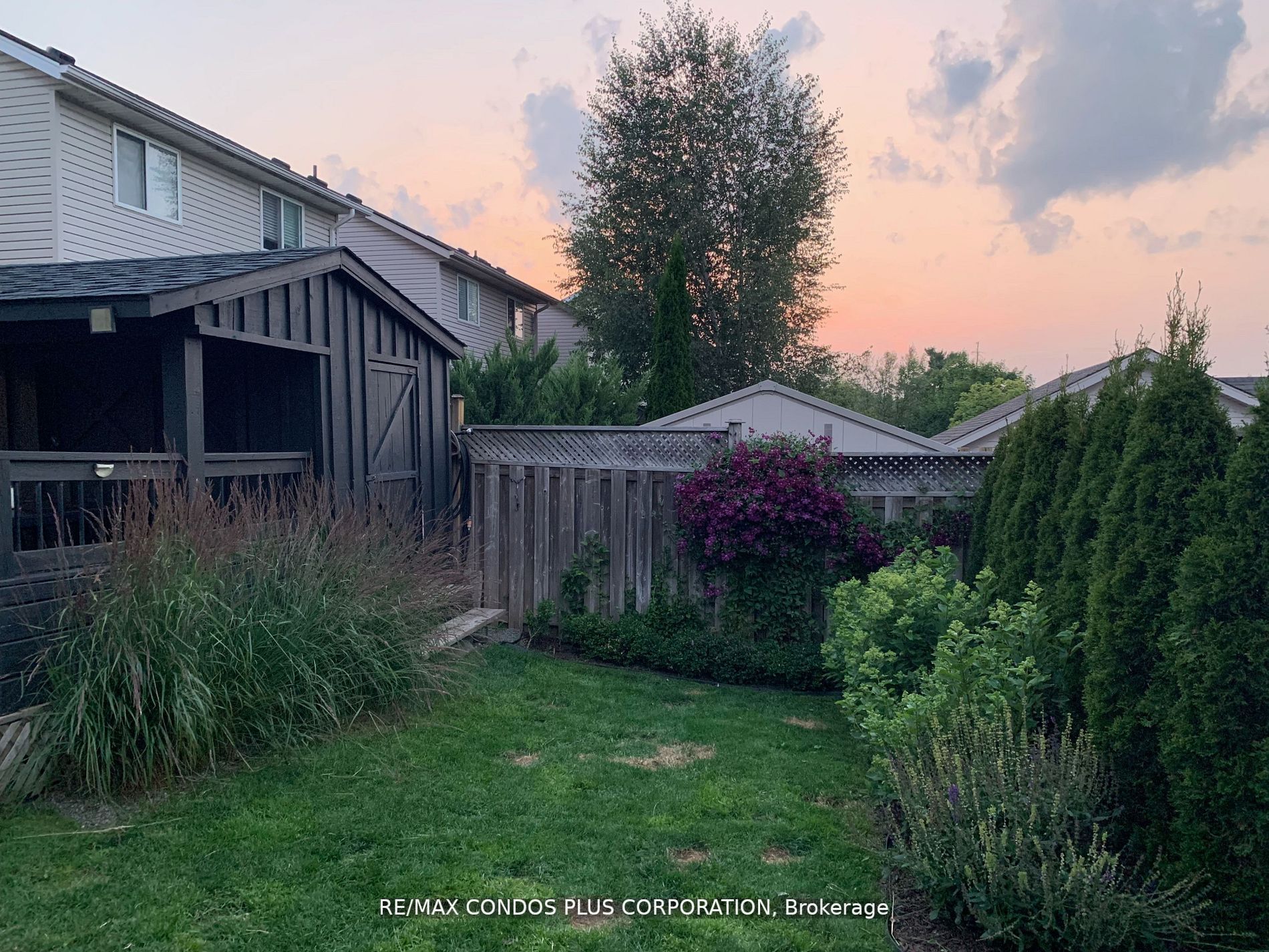 9 Harshaw Rd