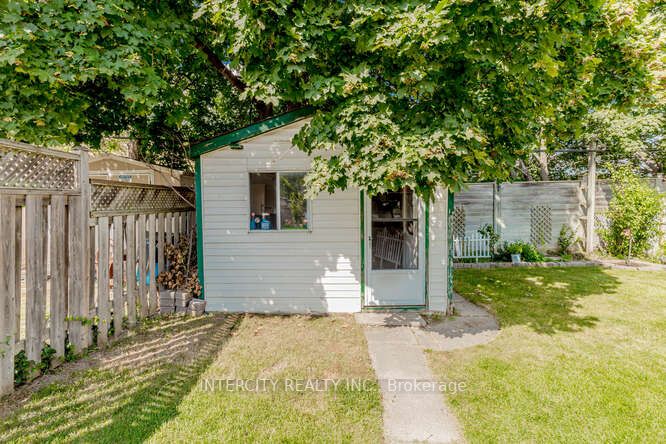 67 Raylawn Cres