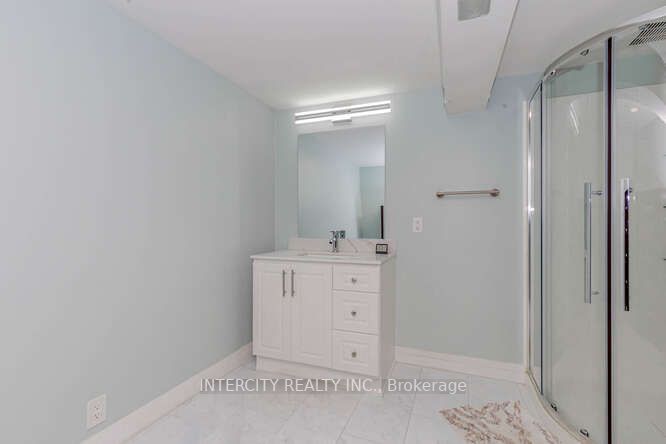 67 Raylawn Cres