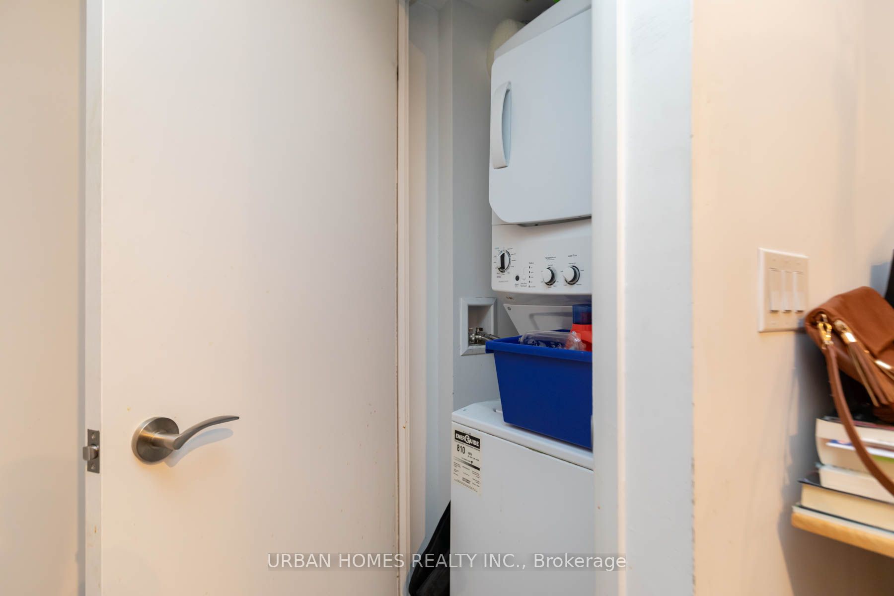 3091 Dufferin St, #734