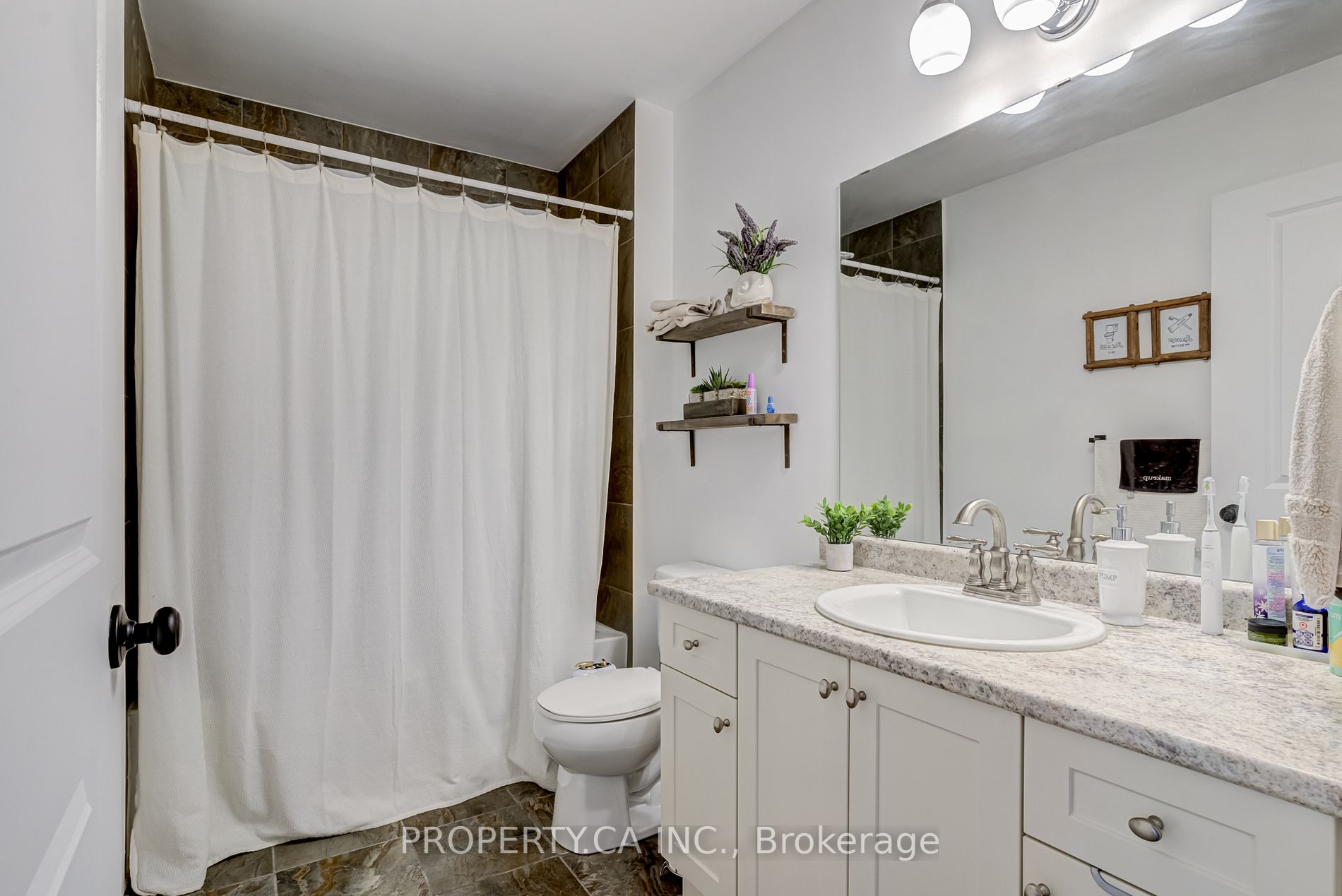 5317 Upper Middle Road, #119