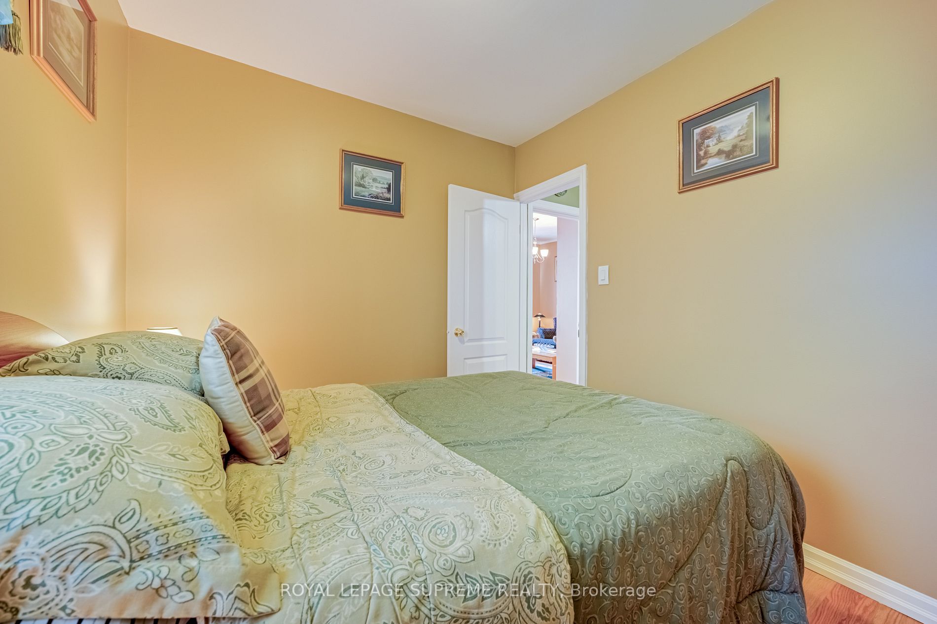 30 Florence Cres