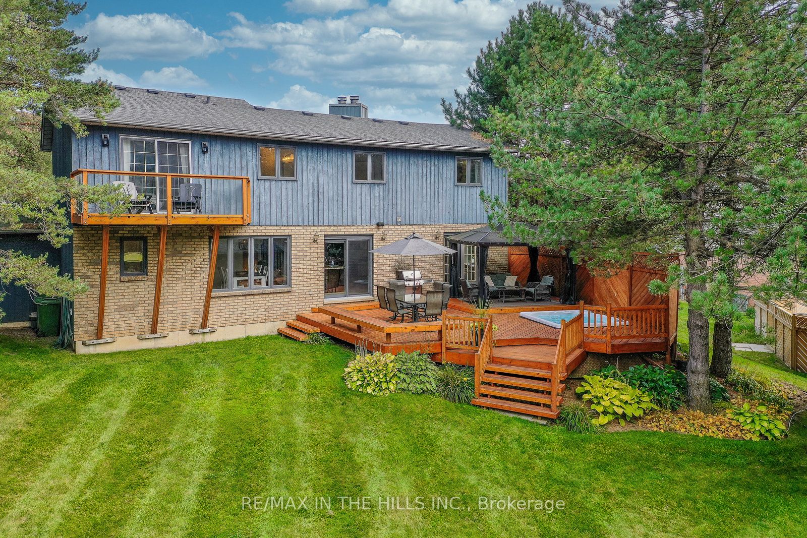 6 Rosehill Crt
