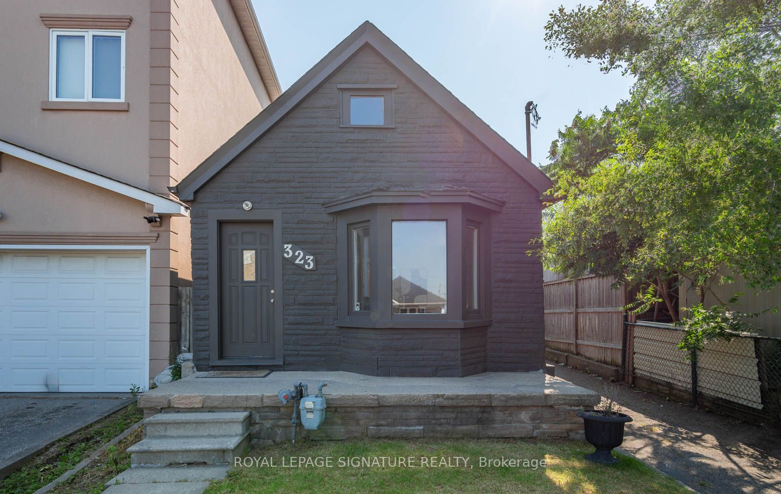 Listing W6801668 - Large Photo # 1