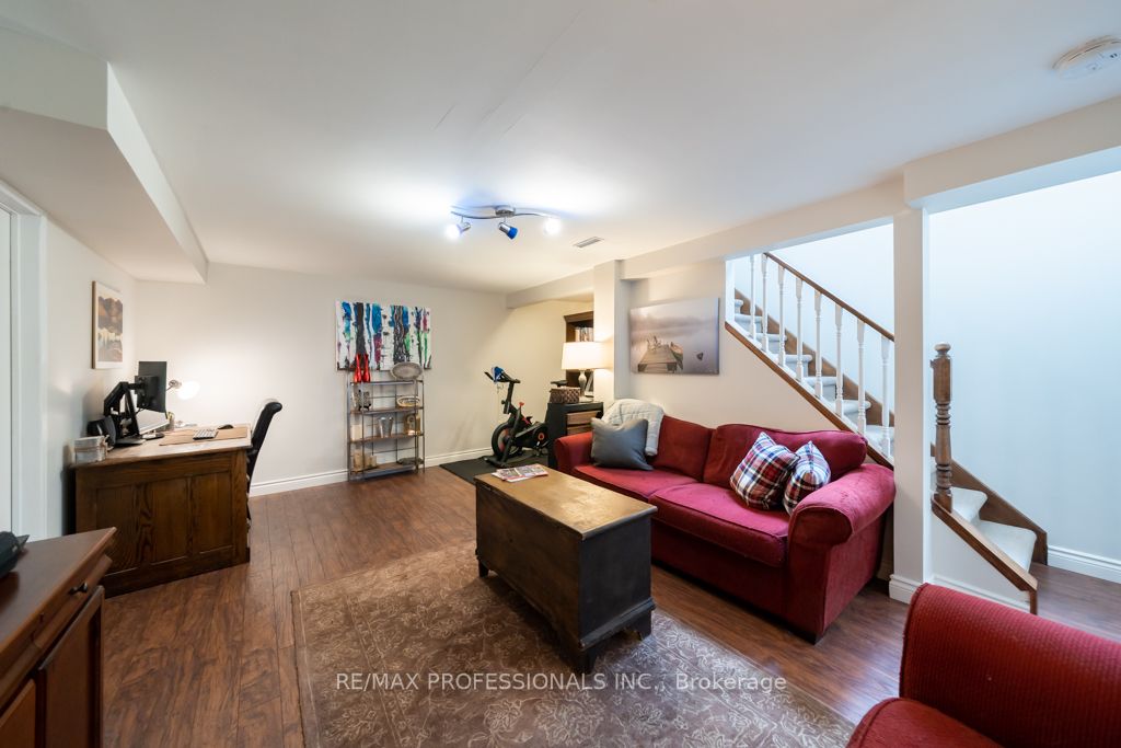 1064 Queen St W, #8A