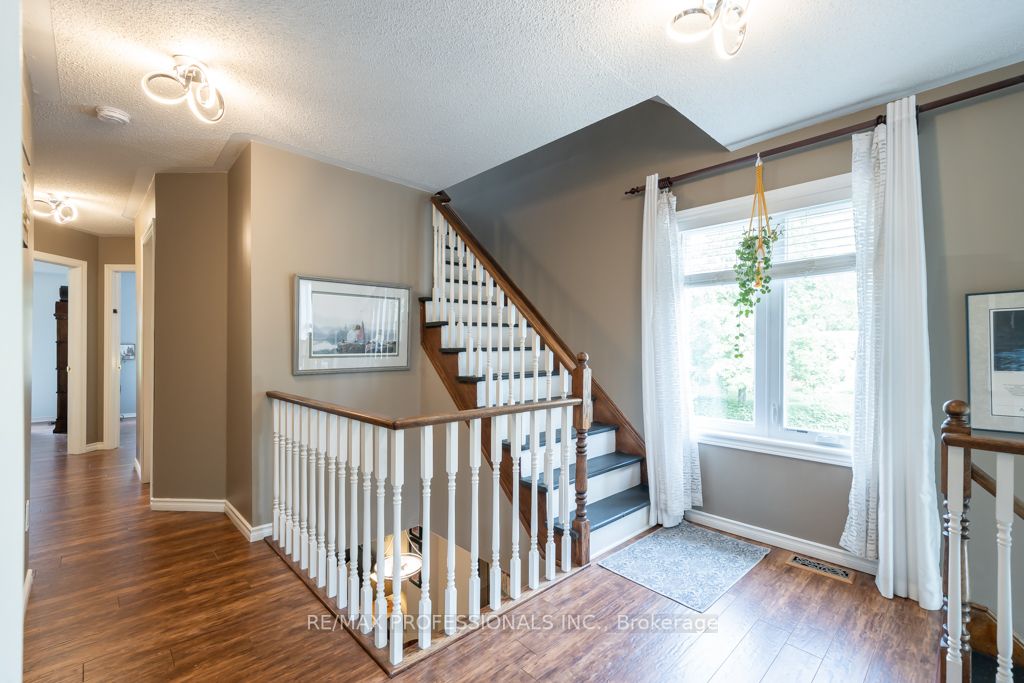 1064 Queen St W, #8A