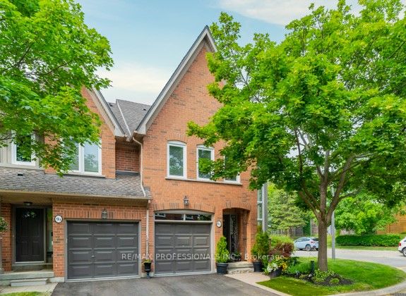 1064 Queen St W, #8A