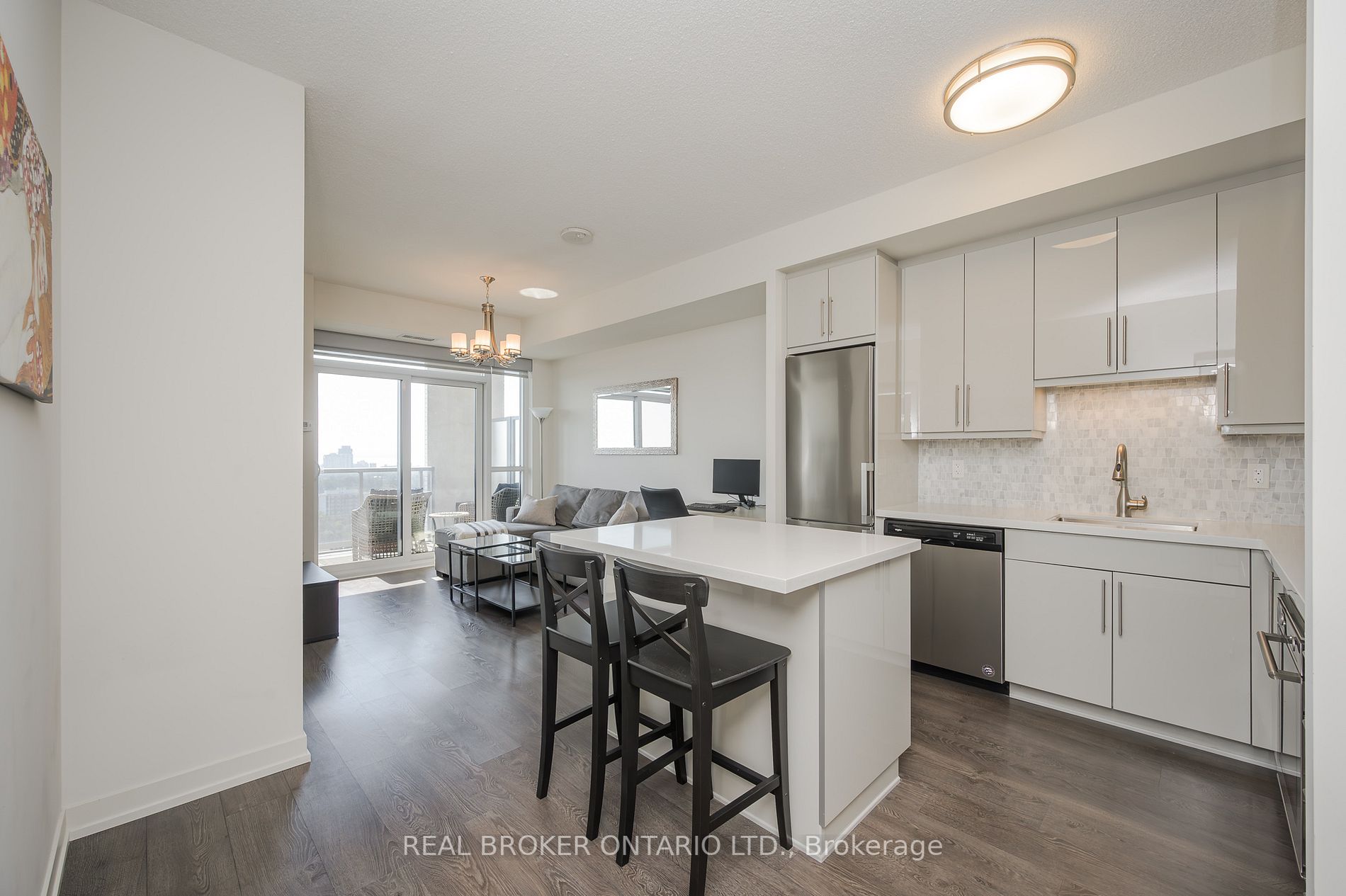 2093 Fairview St, #1605