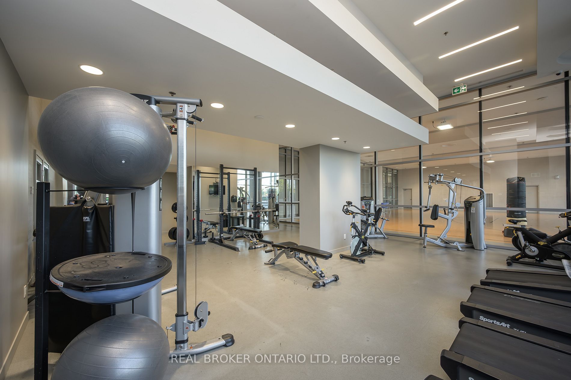 2093 Fairview St, #1605