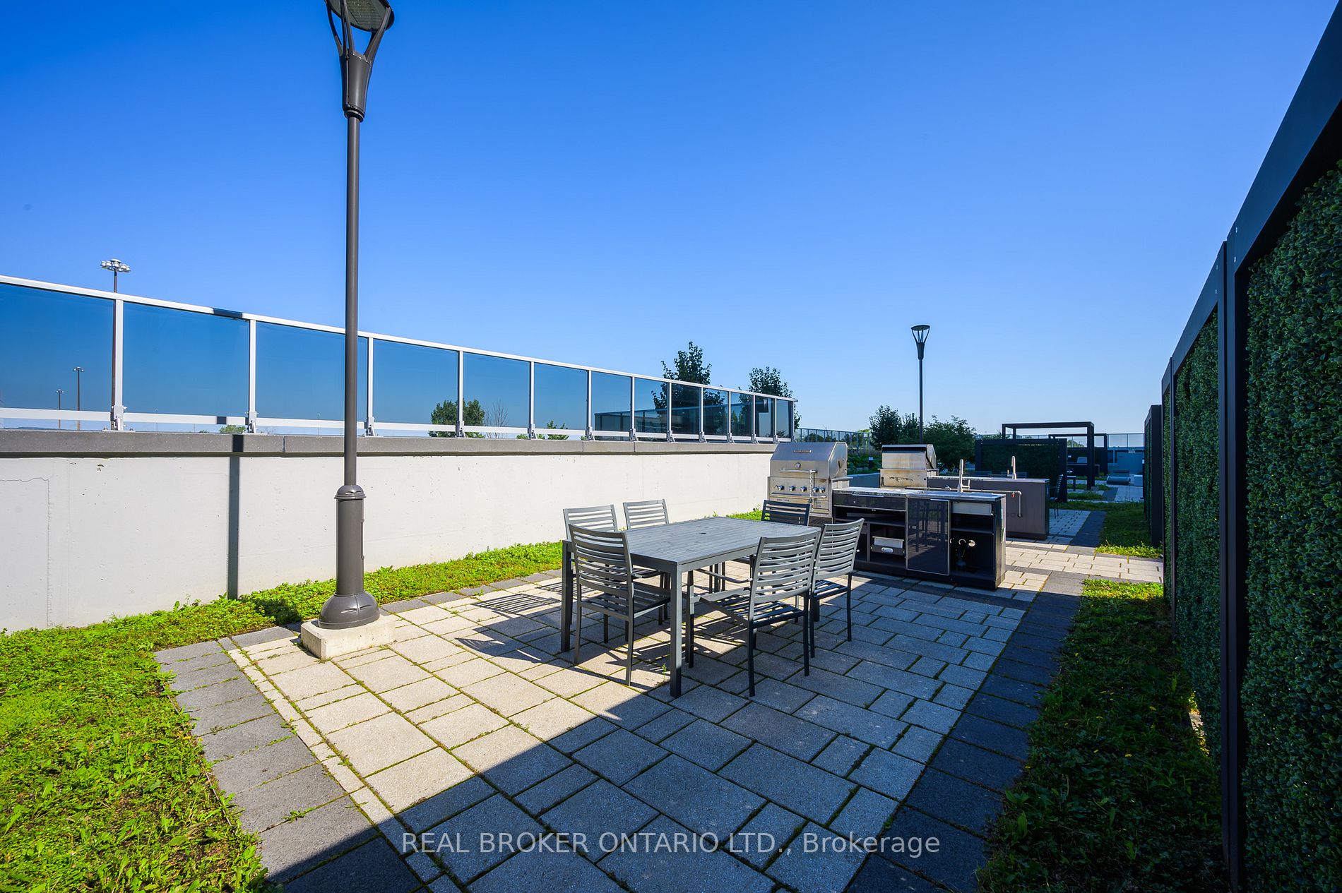 2093 Fairview St, #1605