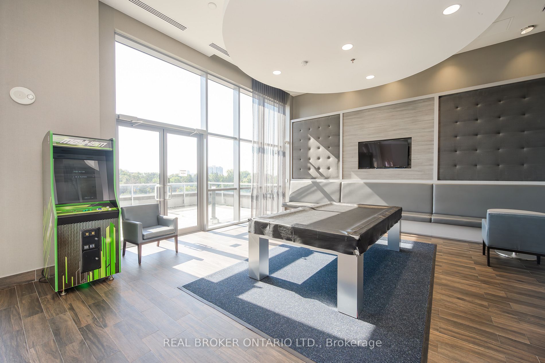 2093 Fairview St, #1605