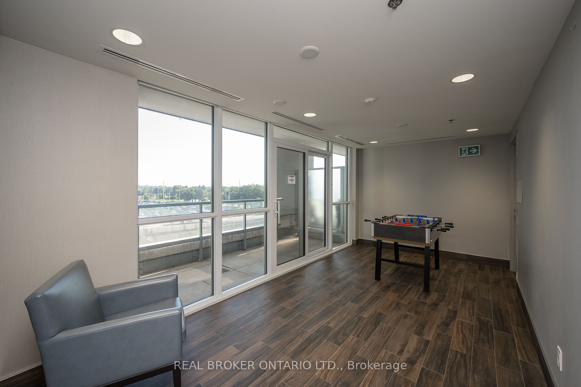 2093 Fairview St, #1605