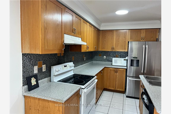7659 Doverwood Dr, Mississauga