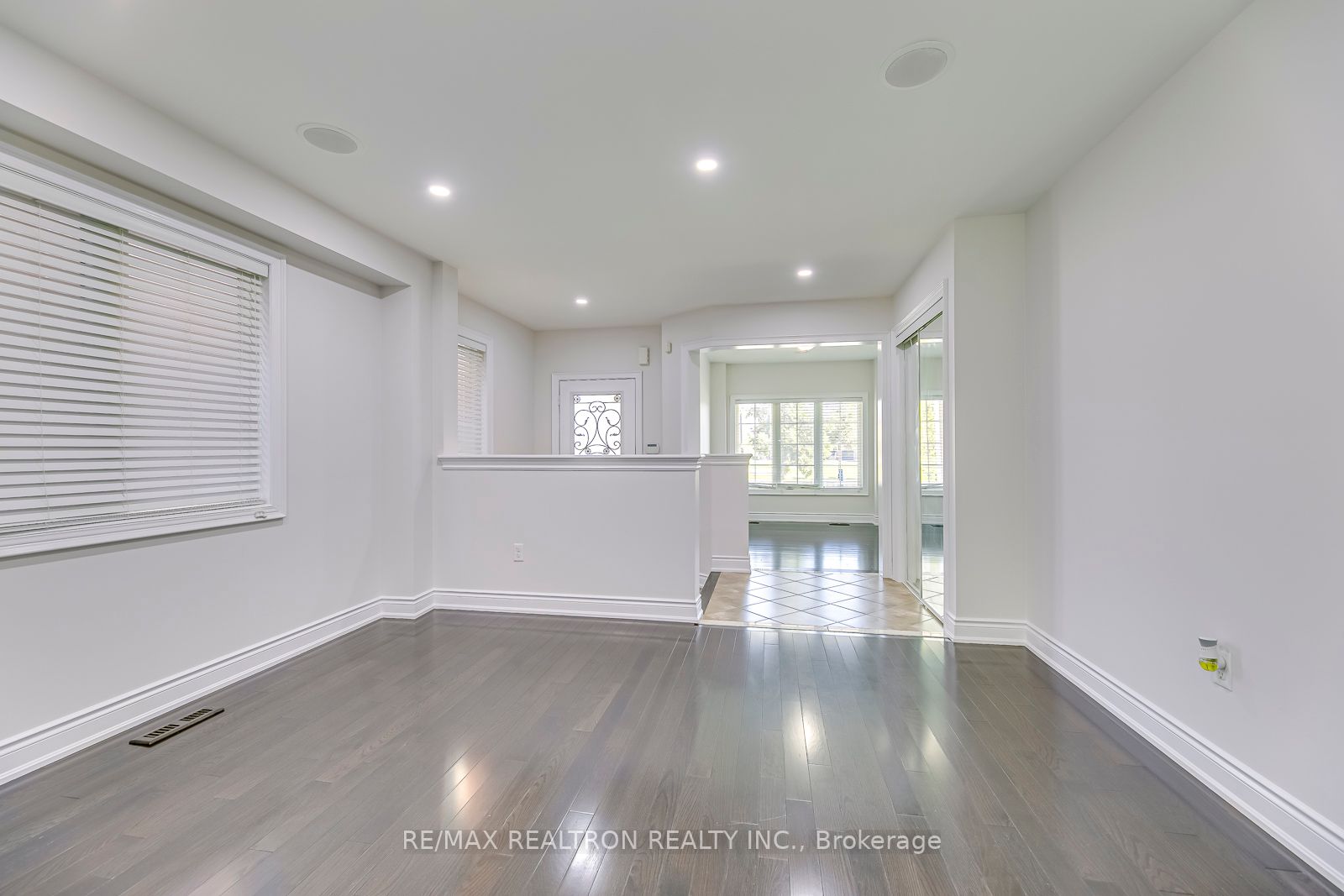 458 Savoline Blvd