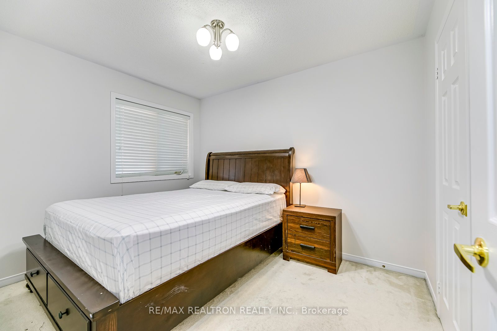 458 Savoline Blvd