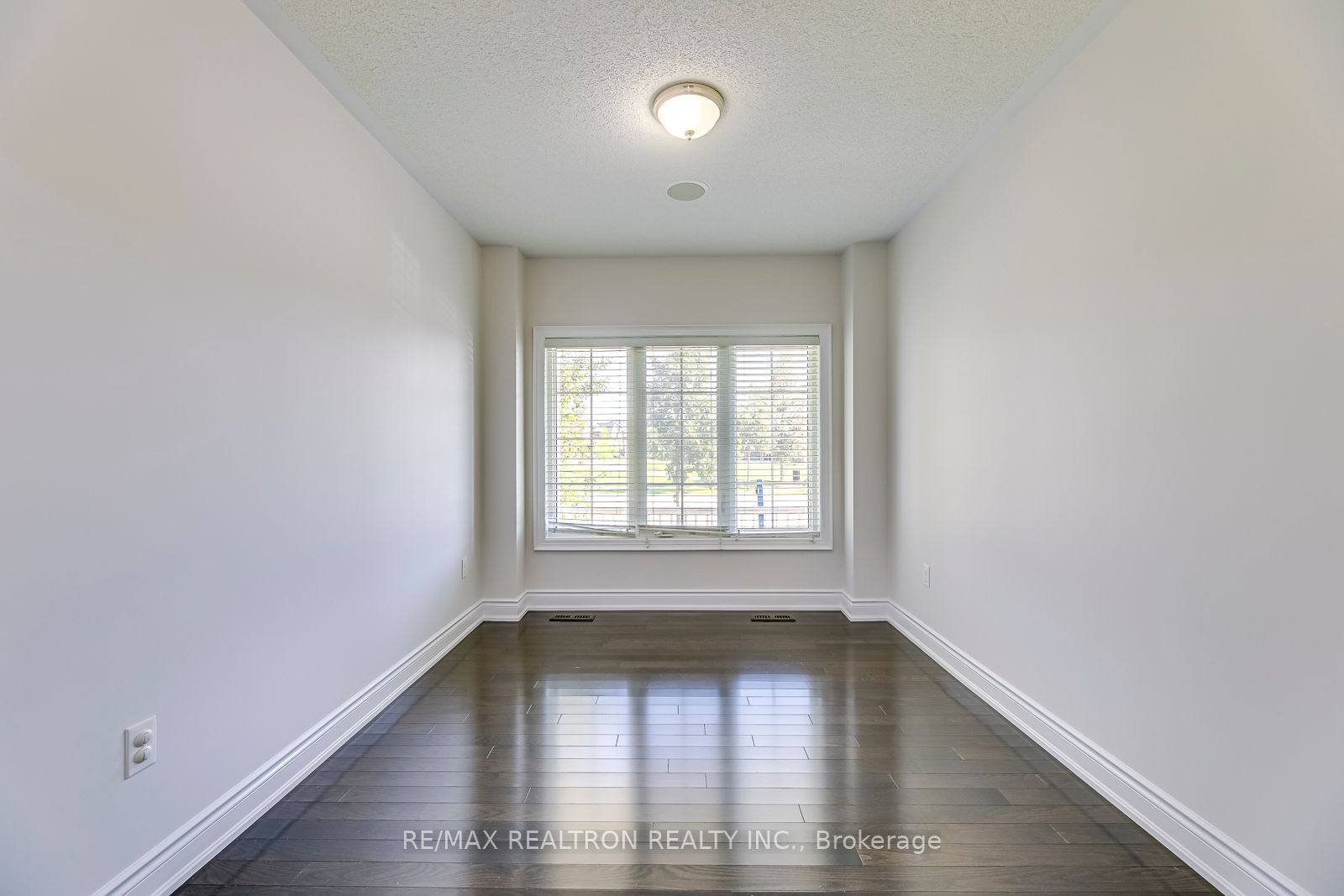 458 Savoline Blvd