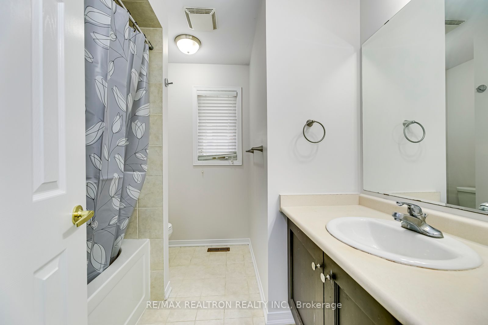 458 Savoline Blvd