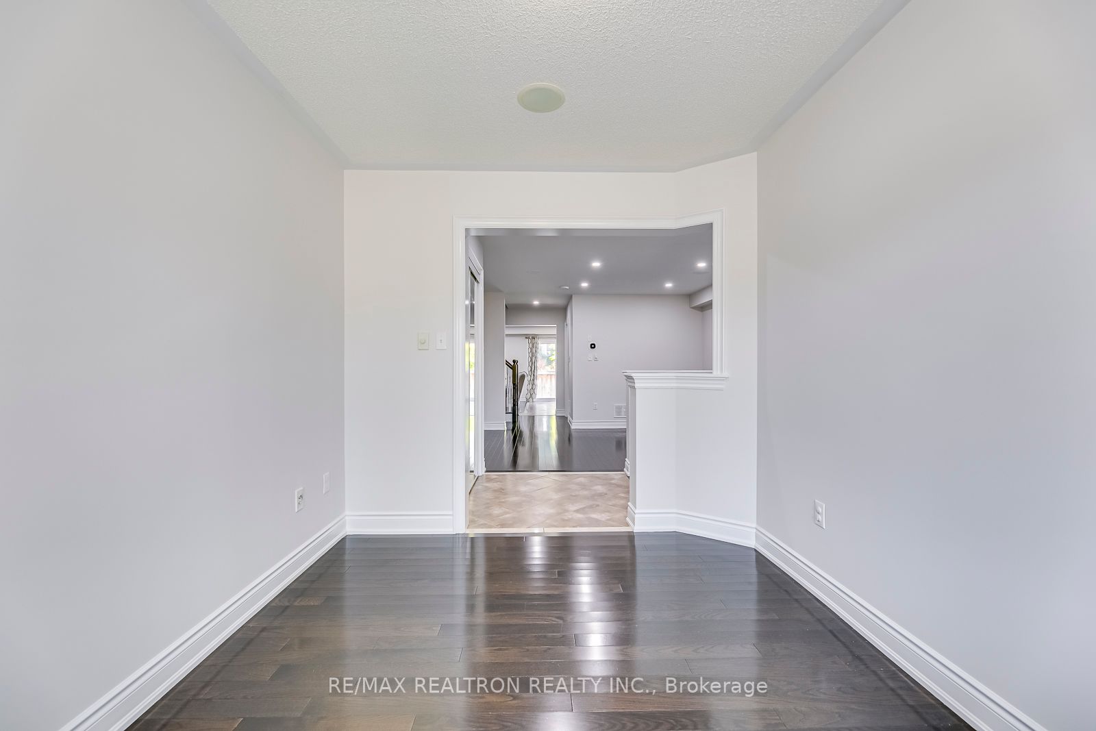 458 Savoline Blvd