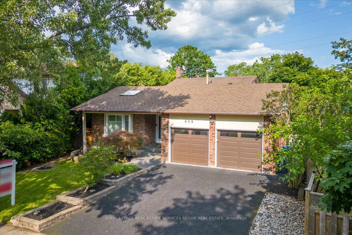 938 Kowal Dr