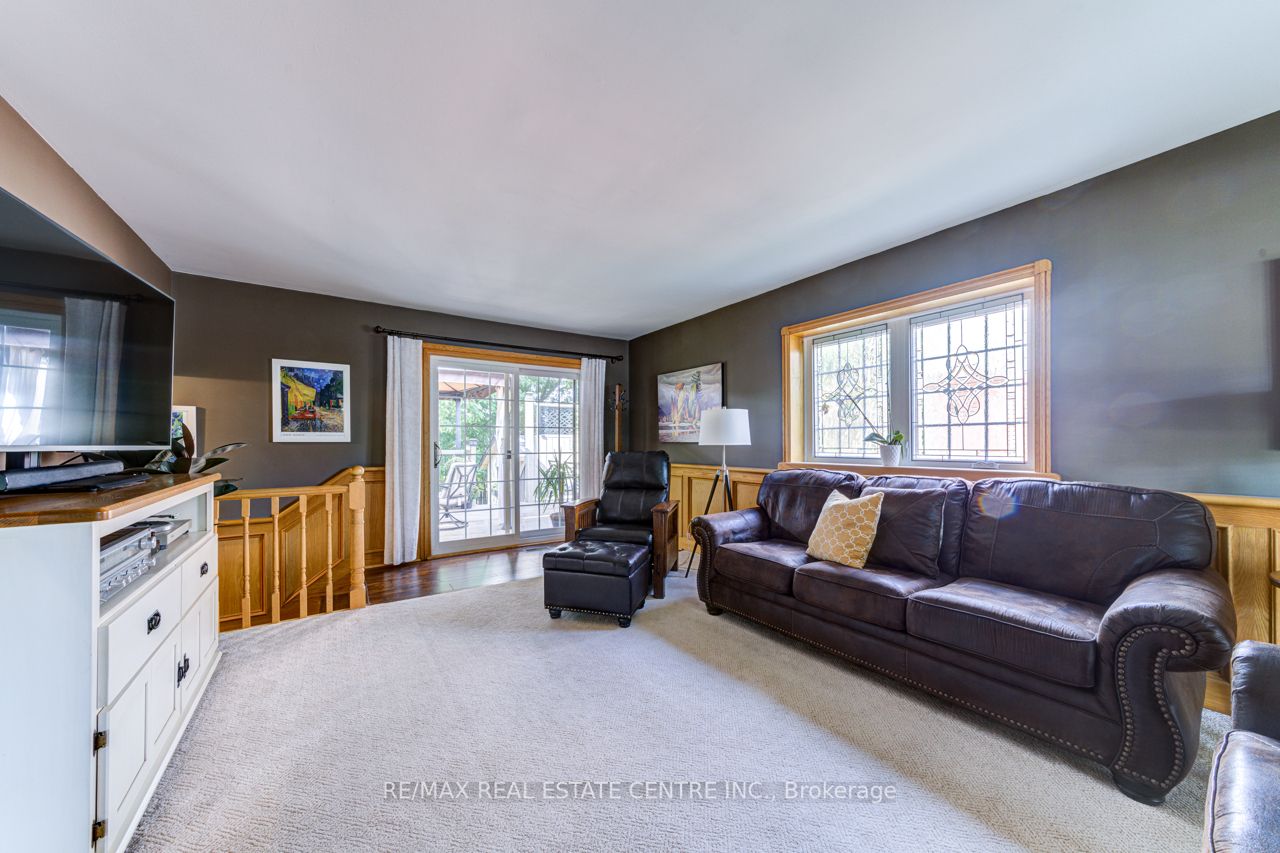 19 Forest Park Road
