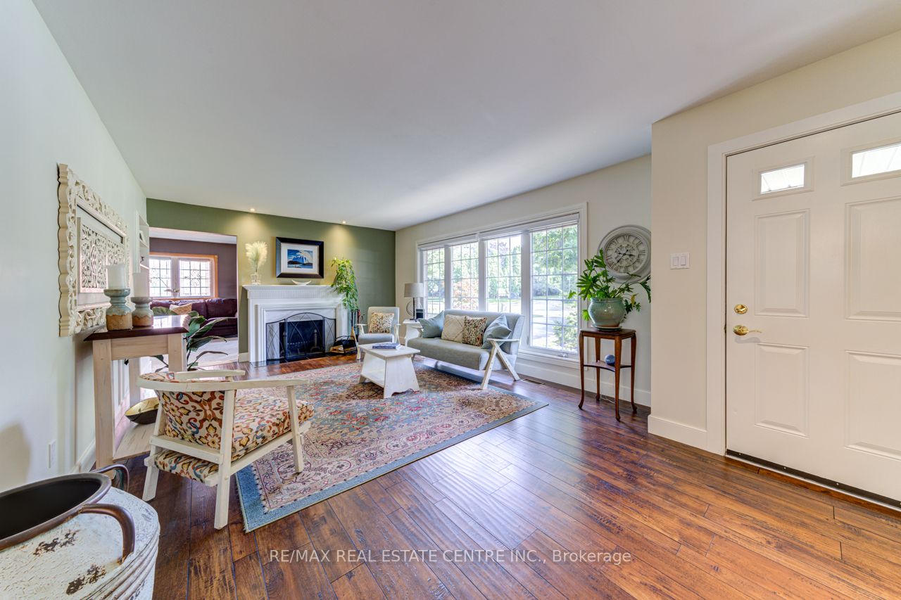 19 Forest Park Road