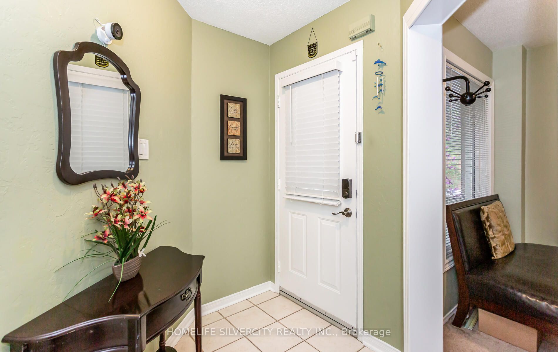 Listing W6802402 - Large Photo # 3