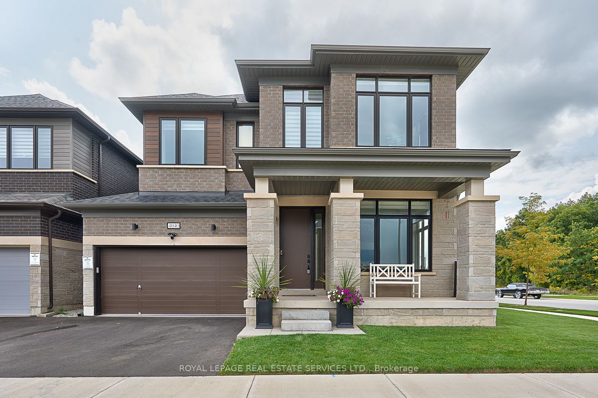 4040 Channing Cres