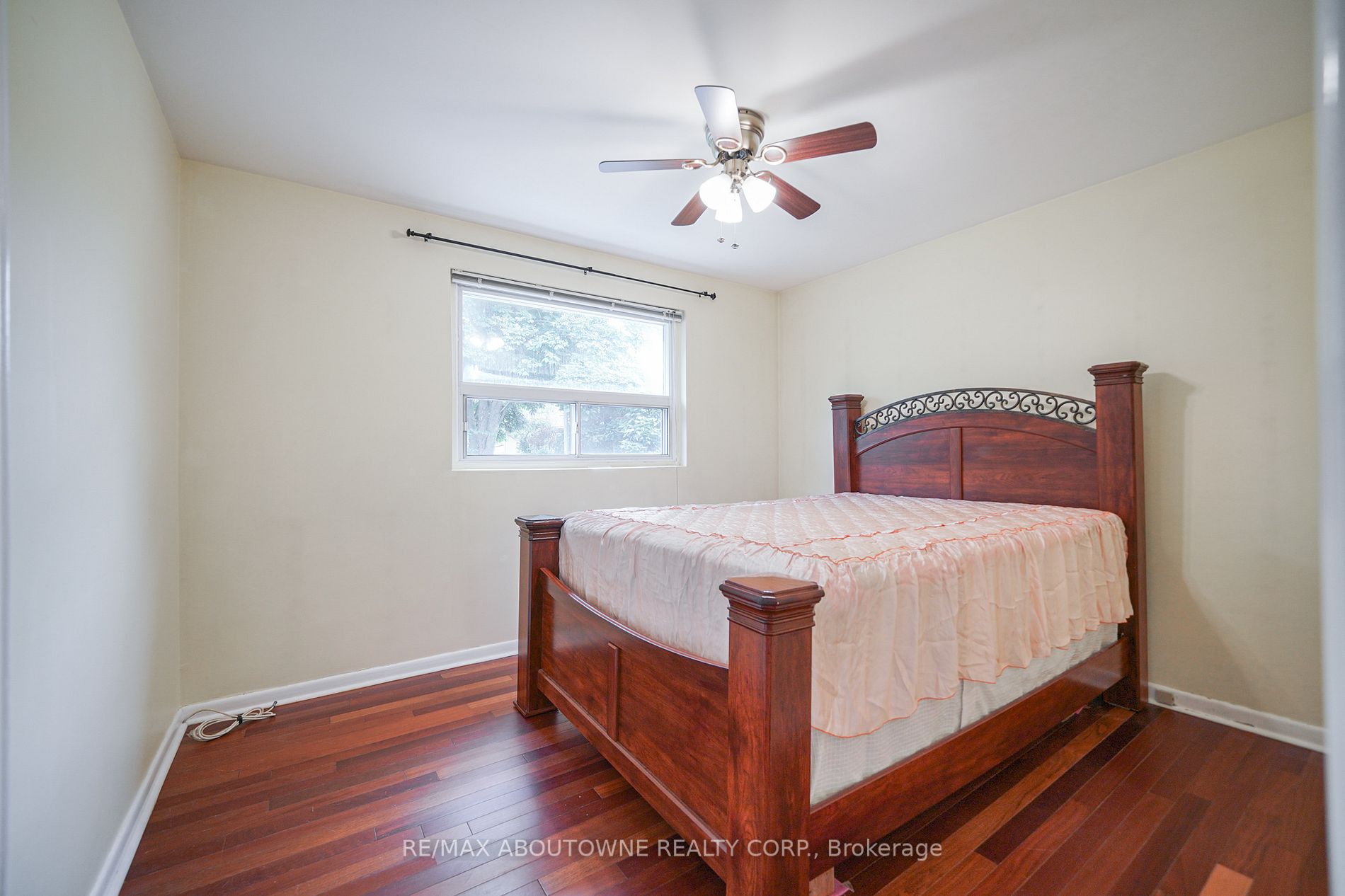 5411 Randolph Crescent