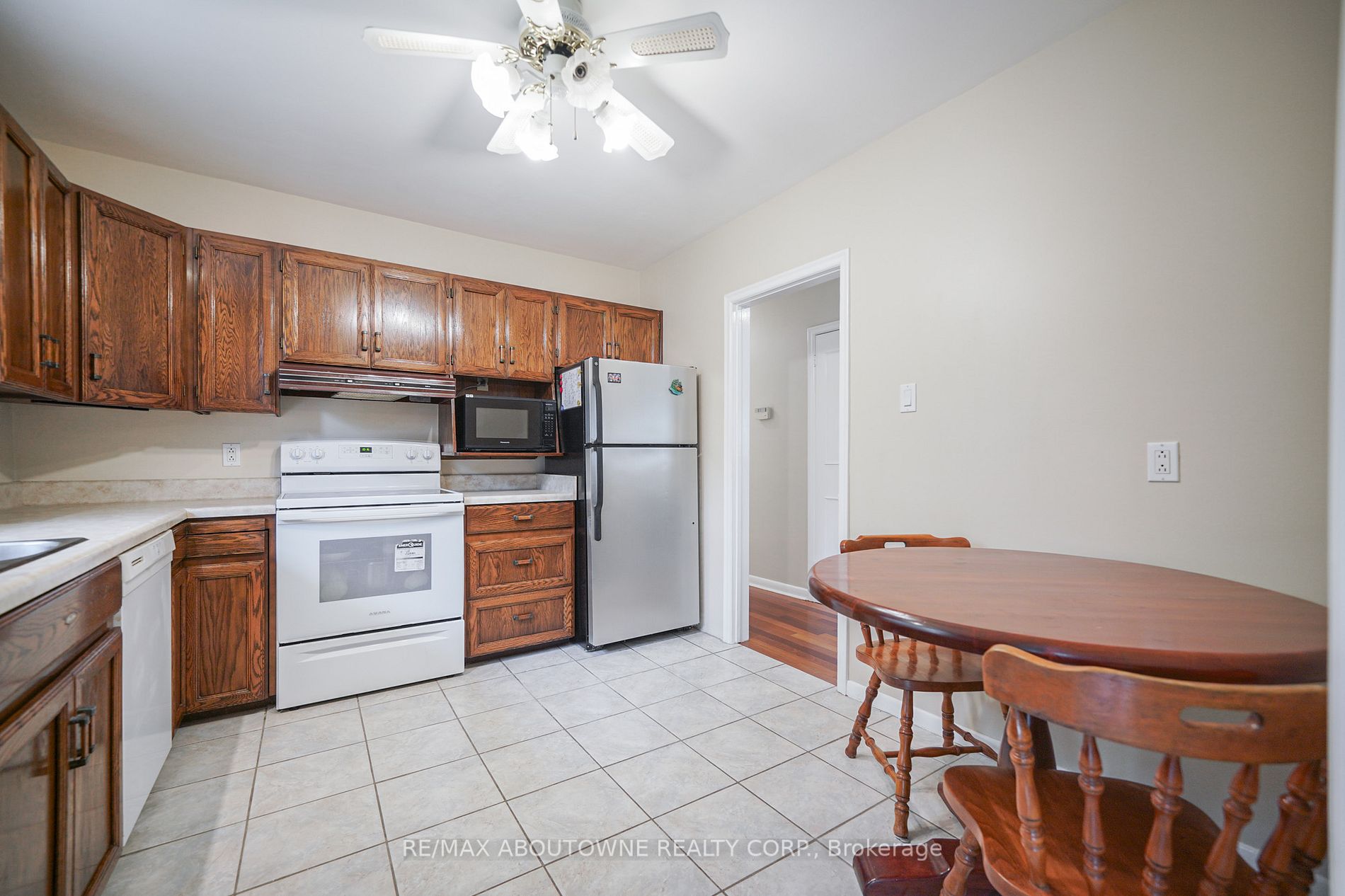 5411 Randolph Crescent
