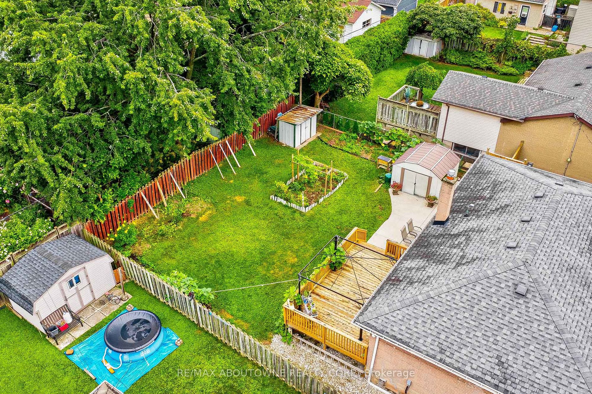 5411 Randolph Crescent