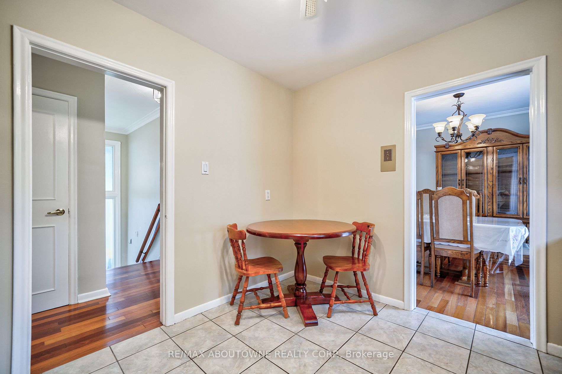 5411 Randolph Crescent