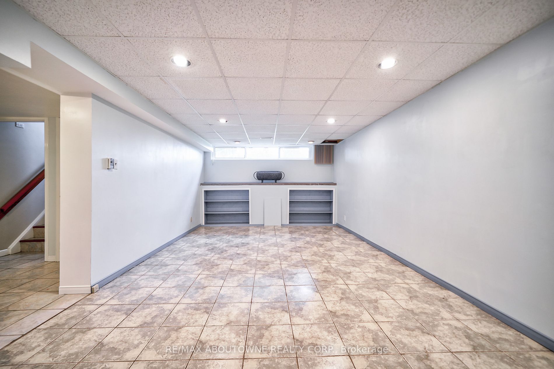 5411 Randolph Crescent
