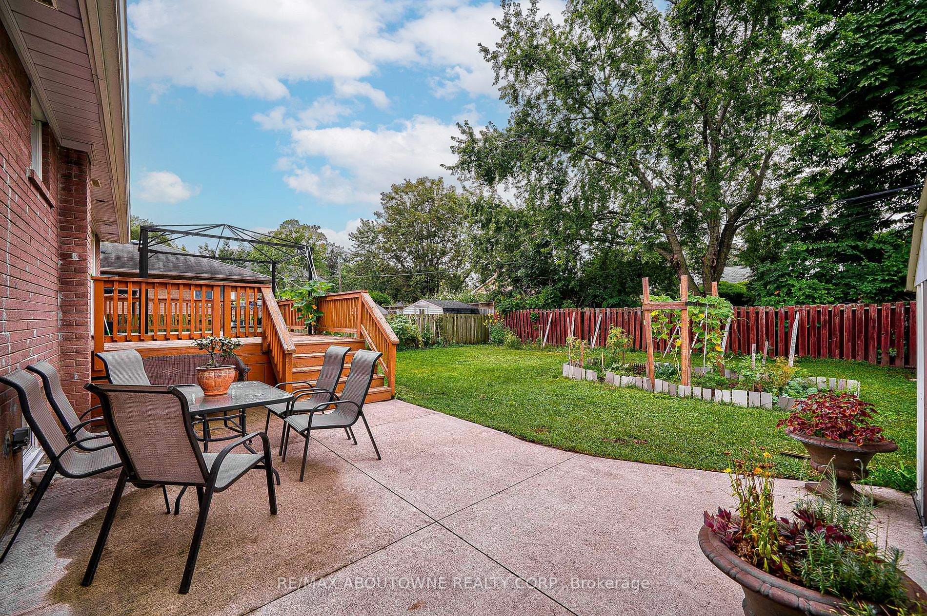 5411 Randolph Crescent
